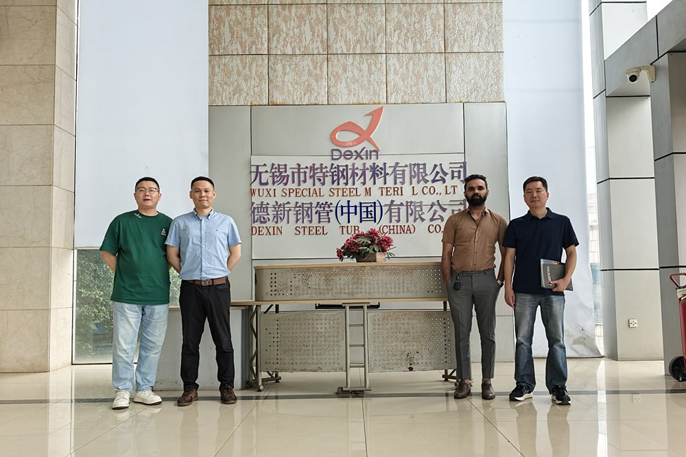 Group photo of customers